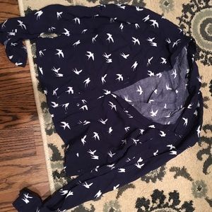 Cute cropped button down!!