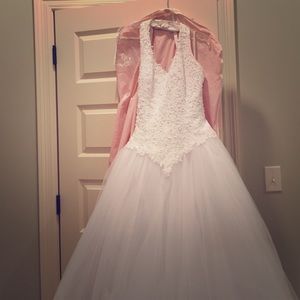 Ballgown/wedding dress