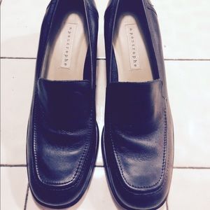 Apostrophe black leather shoes.