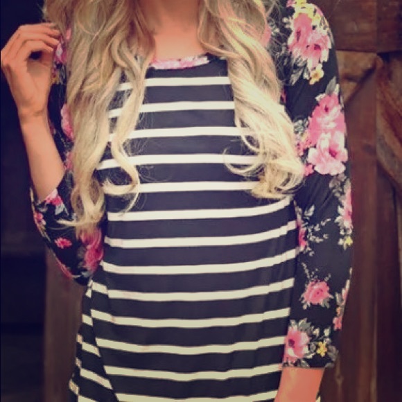 Randy Baseball ish Top Size XL NWT