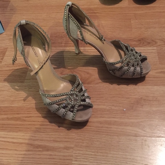 high heels - Picture 1 of 1