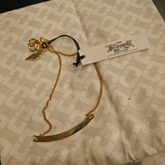 DVF bar necklace - Picture 3 of 5