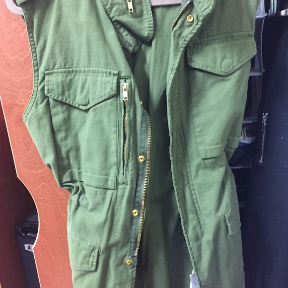 Zara Dark Green Long Vest - Picture 2 of 5