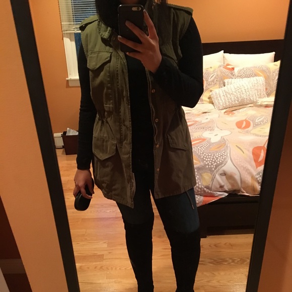 Zara Dark Green Long Vest - Picture 5 of 5