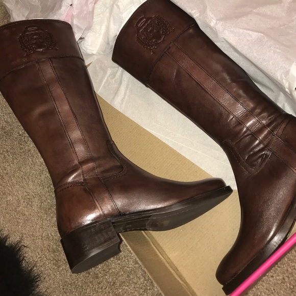 Boots, Brown