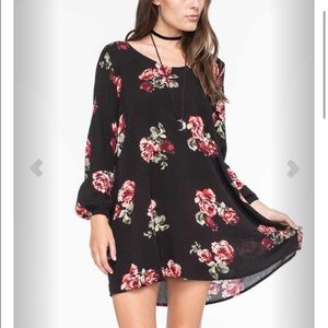 Tillys dress