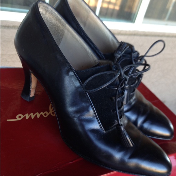 Oxford shoes