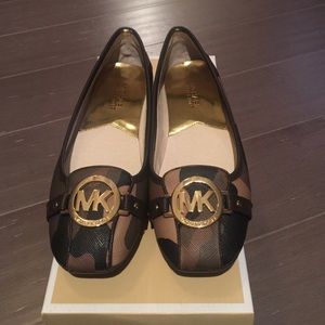 Michael Michael Kors Flats