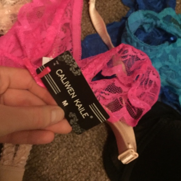 Bundle - Picture 3 of 4