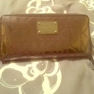Micheal Kors Wallet