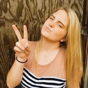 Meet your Posher, Sierra
