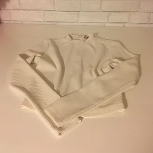 White long sleeve crop top