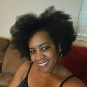 Meet your Posher, Yvette