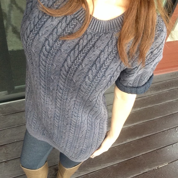 NWT Gray Long Tunic Knit Sweater Size S - Picture 2 of 4