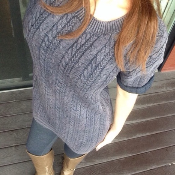 NWT Gray Long Tunic Knit Sweater Size S - Picture 4 of 4