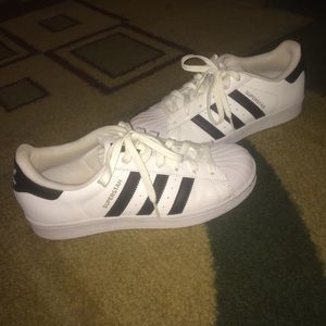 Size 7.5 adidas Superstar