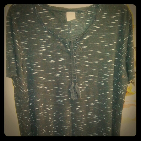 Black top w/ white specs - Picture 1 of 1