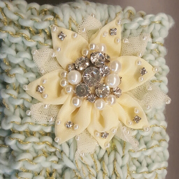 Three Bird Nest Mint Crystal Headband - Picture 2 of 3