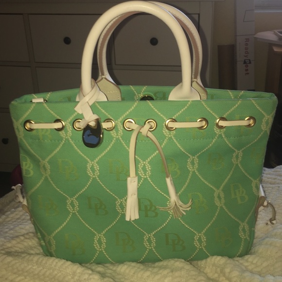Dooney and Bourke Seafoam green purse - Picture 4 of 4