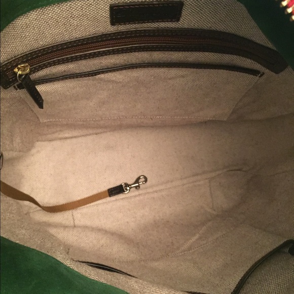 🚫SOLD 🚫D&B Black Flo Tilton crossbody - Picture 4 of 4