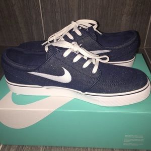 NWOT Nike Satire Denim - MEN