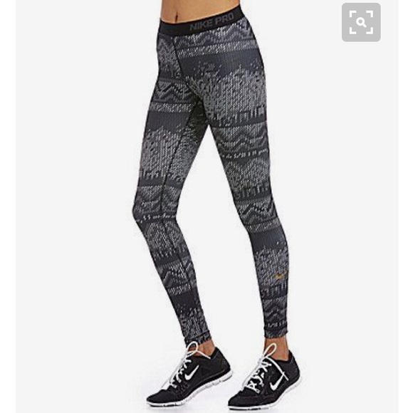 Nike Hyperwarm Nordic leggings