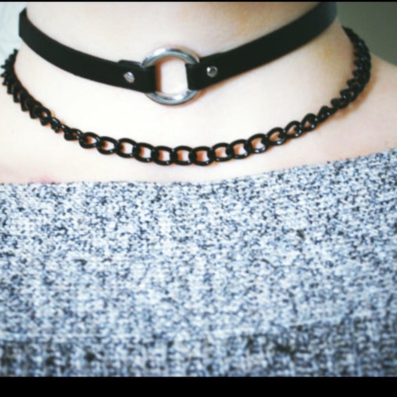 Black chain choker
