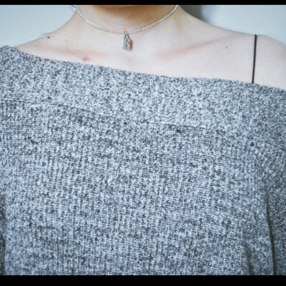 Letter choker