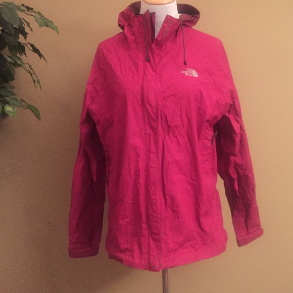 ✨ The North Face ✨ Purple wind breaker rain coat