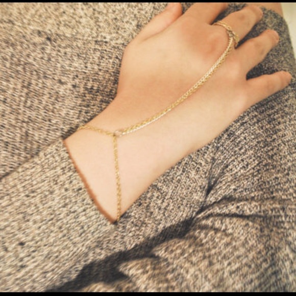 Ring chain bracelet