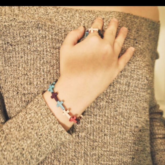 Cross beaded bracelet with ring