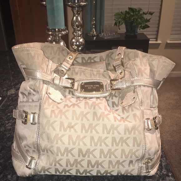 Gold Michael Kors Gansevoort Handbag