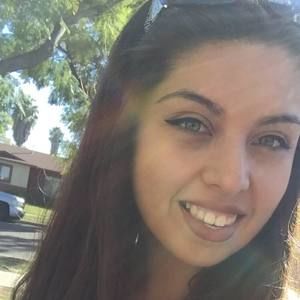 Meet your Posher, Ana