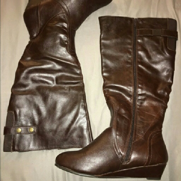 Riding boots