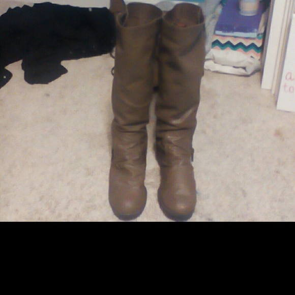 Tan boots