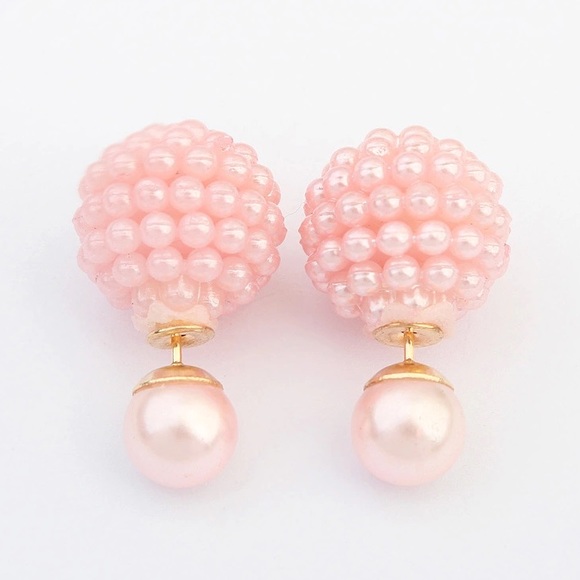 Jewelry - 🔥1 HR SALE🔥Double Side Pearl Charm Stud Earrings