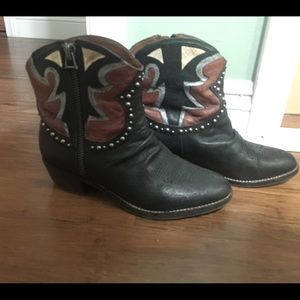 Sam Edelman cowboy booties!