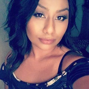 Meet your Posher, Ariana