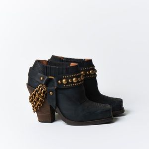 Jeffery Campbell Ibiza Last, Gene Moto Ankle Boot