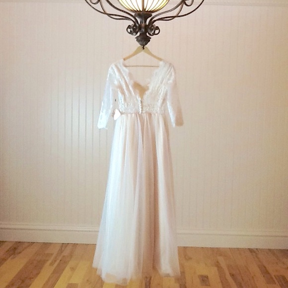 Abigail: Vintage Style Drop Back Wedding Gown - Picture 4 of 4