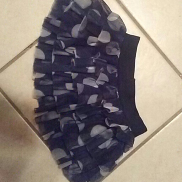 18 month Lil girl black n Grey pokadot tutu