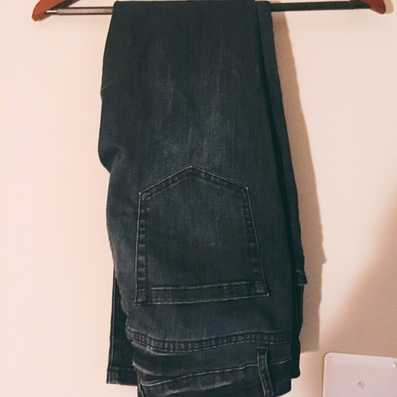 Skinny jeans