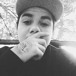 Meet your Posher, Adrian