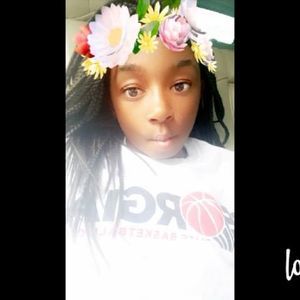 Meet your Posher, Shay shay