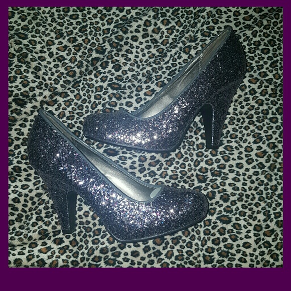 Stunning Sequin Heels! * New!