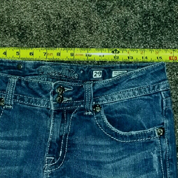 Miss Me Boot cut jeans size 29 with sequin detail - Picture 3 of 4