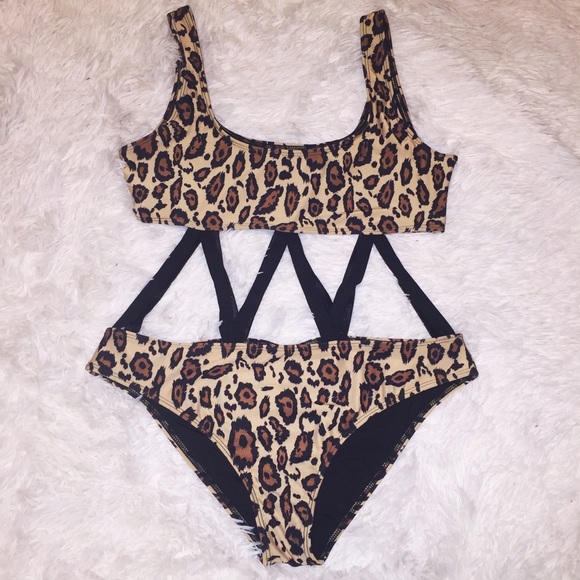 Beach Riot 🌹Sexy Leopard Print Swimsuit 🌹