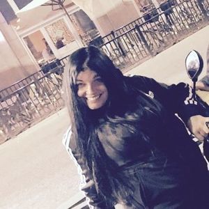 Meet your Posher, Carey