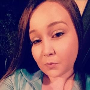 Meet your Posher, Leeanne