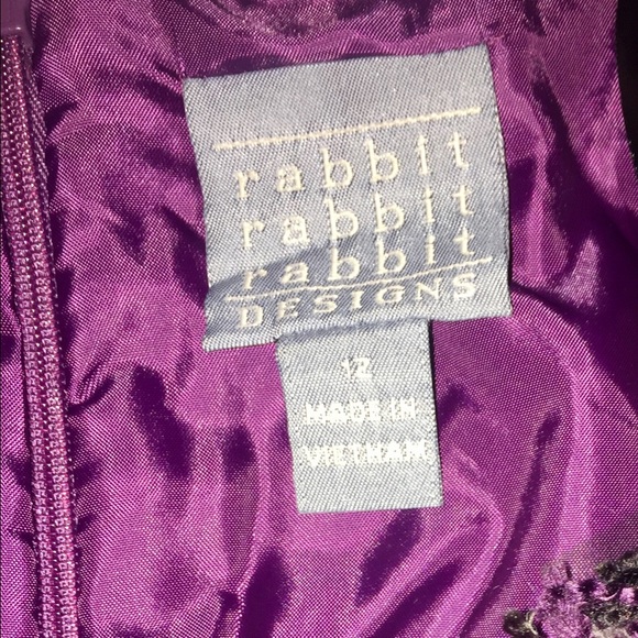 Size 12 Rabbit Design Quilt Short Sleeve Dress. - Picture 4 of 4